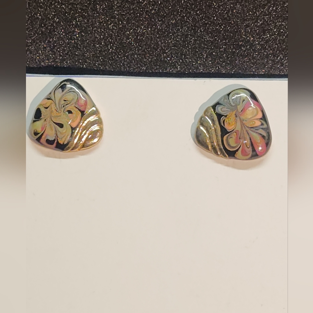 Vtg AVON 80s Art Glass Pink Black Swirl Shell Earrings